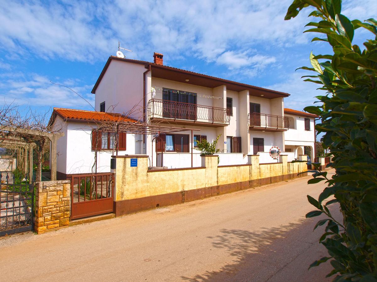 Apartments Ivan 1031 Fažana Exteriér fotografie